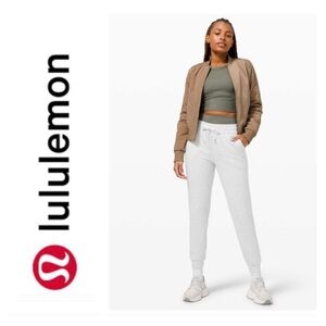 Lululemon Scuba Joggers Gray Sz.10 27” WOMANS sweats sweatpants